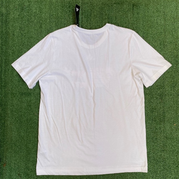 Adidas tshirt - Picture 3 of 3